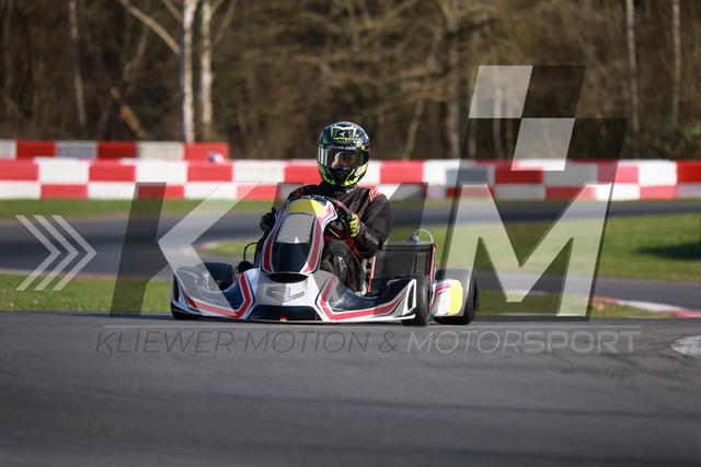 0DKP1878 | Kliewer Motion & Motorsport - Realisiert mit Pictrs.com