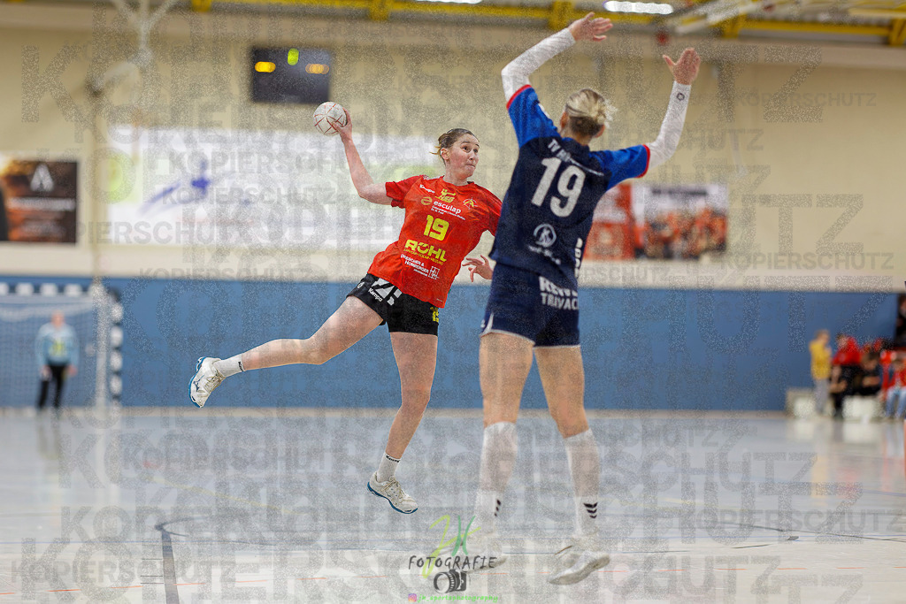 Frauen Regionalliga (HHV); HSG Wettenberg - TV Hüttenberg | Frauen Regionalliga (HHV); HSG Wettenberg - TV Hüttenberg am 06.12.2025 in Launsbach (Wettenberg) (Halle GS Launsbach (Wettenberg))Photo © 2025 - Jörg Heinrich - Realisiert mit Pictrs.com