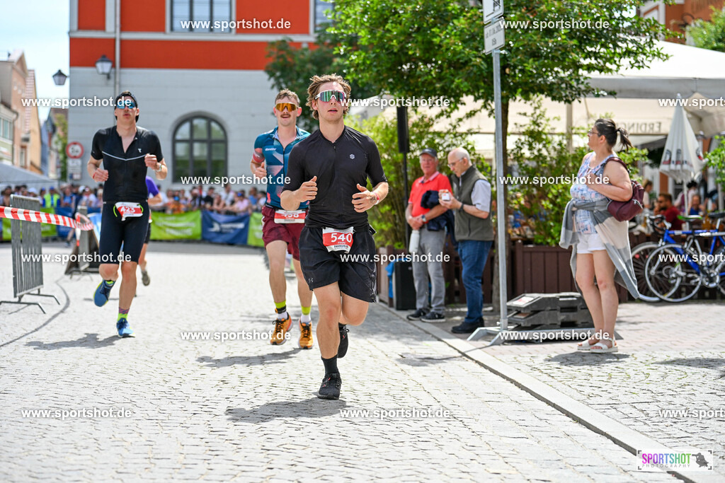 SZI_8881 | Stadttriathlon Erding 2025. #yourpictrs #sportshot_your_pictrs @Sportshotphotography #stadttriathlonerding Copyright: www.sportshot.de