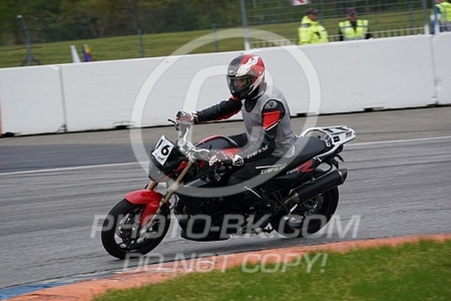 2023_04_25_PBK_21765 | Sportfotografie; SlowMotion; Video; Rennstrecke; Hafeneger; Speer; Racing; RSE; BMW; CBO; Trackday; Motorsportarena; Hockenheimring; Brno; Most; Barcelona; Valencia