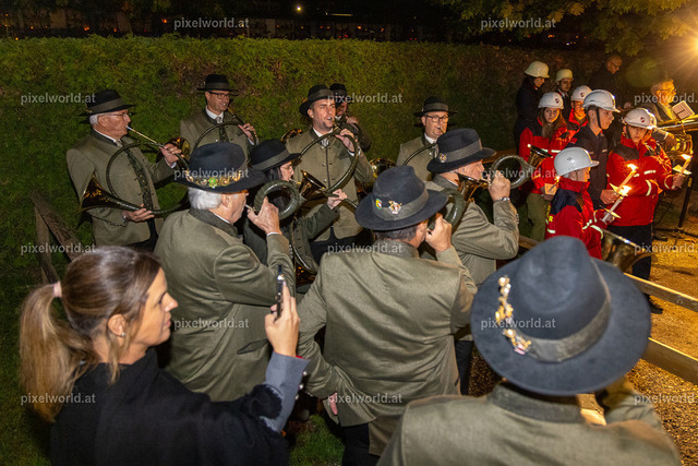 Einweihung Mileniumskreuz und 10. Oktoberfeier | Bildershop von pixelworld.at - Realisiert mit Pictrs.com
