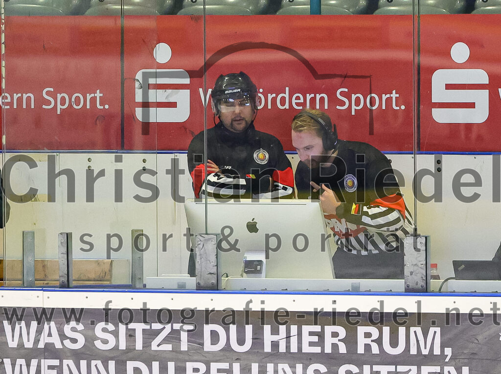 2025-10-10_109_TSV_Erding_gegen_onesto_Tigers_Bayreuth | Erding, Deutschland, 10.10.2025:Eishockey, Oberliga Süd 2025 / 2026, 7. Spieltag, TSV Erding gegen onesto Tigers Bayreuth, Endergebnis: 2:5Foto: Christian Riedel / fotografie-riedel.net