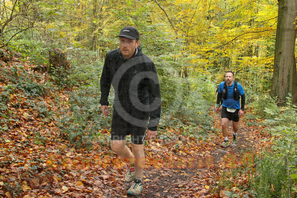 251026_1257_EV4_6181 | Sportfotografie im Rhein-Sieg Kreis, Köln, Bonn, NRW, Rheinland Pfalz, Hessen, etc. Unser Tätigkeitsfeld umfasst den Laufsport vom Volkslauf über den Marathon, Duathlon, Triathon bis zum Ultralauf wie Kölnpfad Ultra oder Schindertrail.