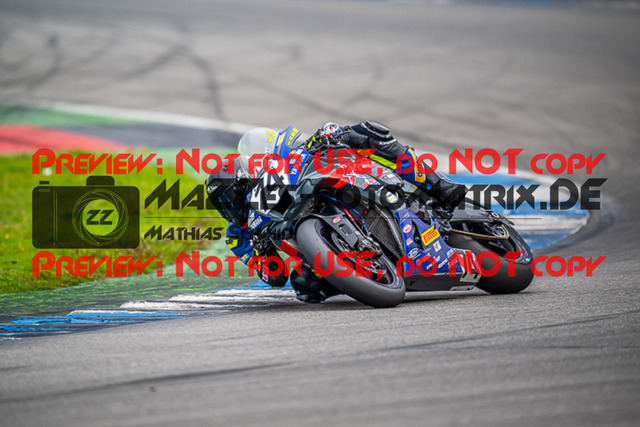 MaZZes_FotoMatrix_220924_9955 | IDM1000