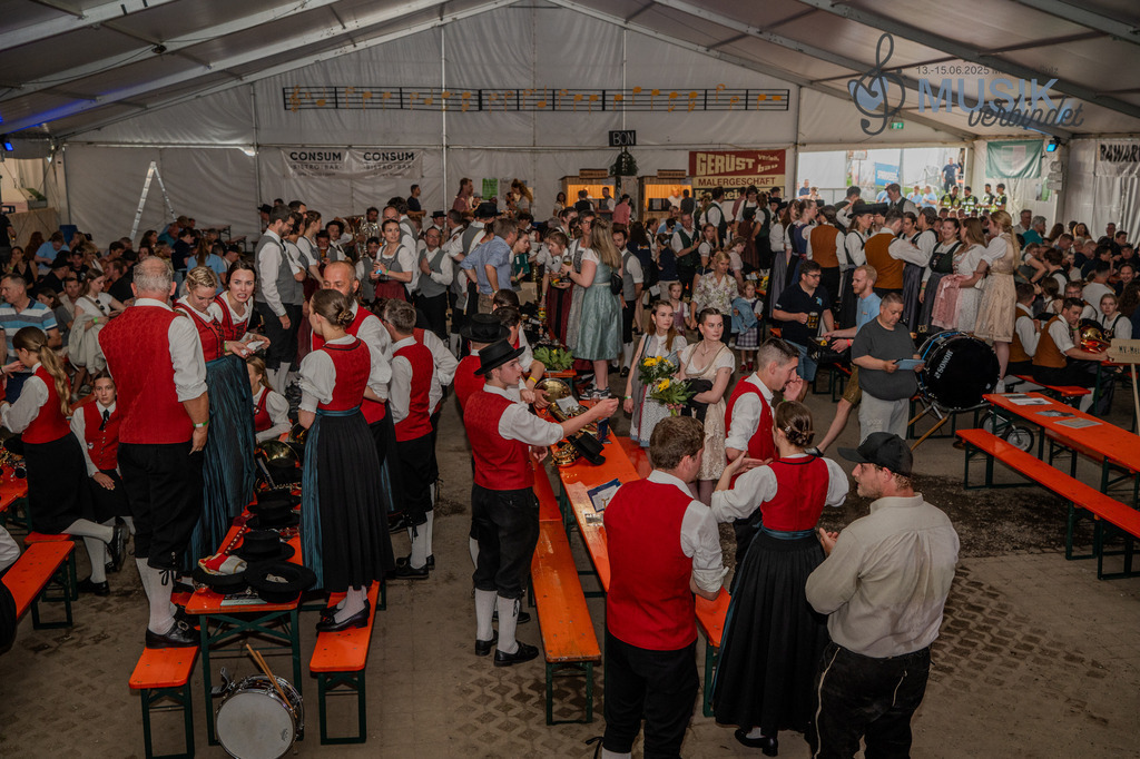 DSC_4329 | "Fussifoto.com – Ihr Ansprechpartner für hochwertige Fotografie! Entdecken Sie kreative Bilder und professionelle Dienstleistungen. Kontaktieren Sie uns für Ihre Projekte!"