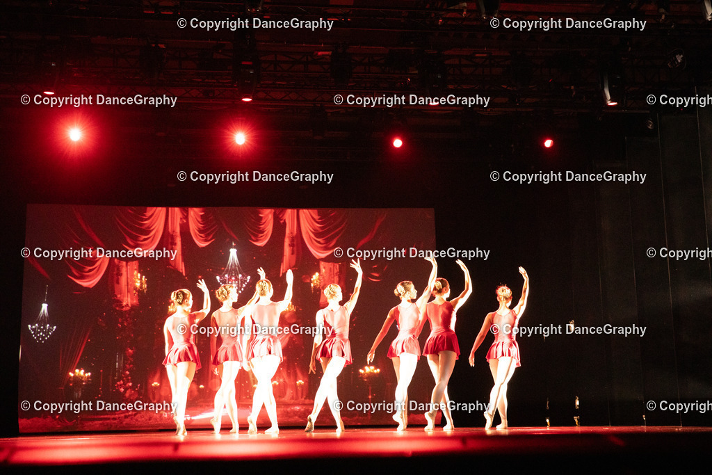 GPHY4272 | DanceGraphy - Realisiert mit Pictrs.com