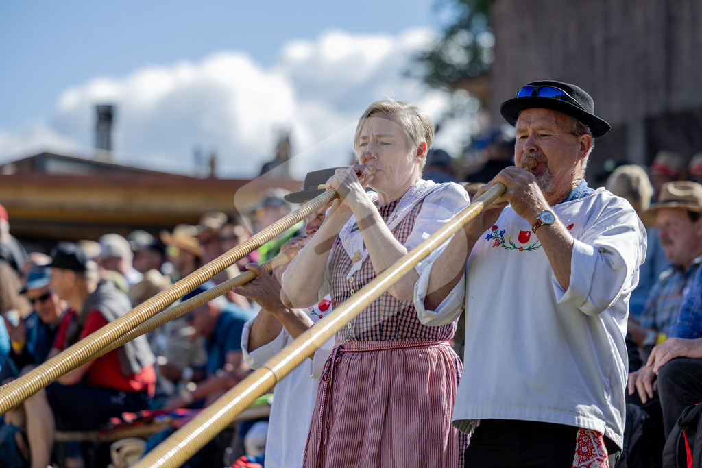 Stoos2026_2G_00019 | Alphorn Stoos-Schwinget - Realisiert mit Pictrs.com