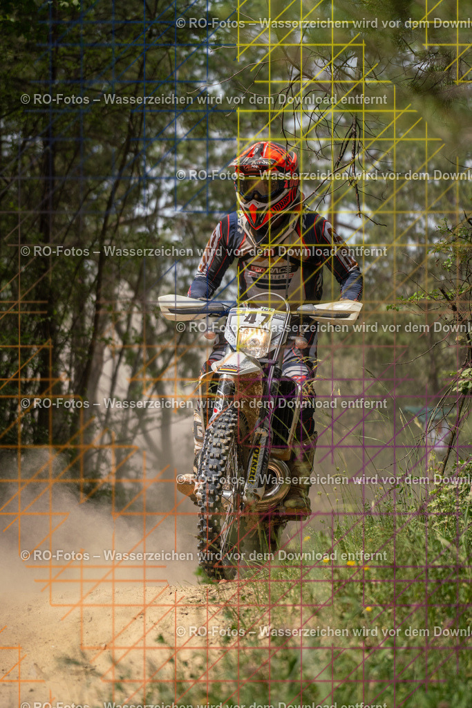 Niederwürzbach 2 Lauf-1020 | Sportfotografie von RO-Fotos: Motorsport, Motocross, Enduro, Laufveranstaltungen und Triathlon. Professionelle Fotos von Sportlern und Events. - Realisiert mit Pictrs.com