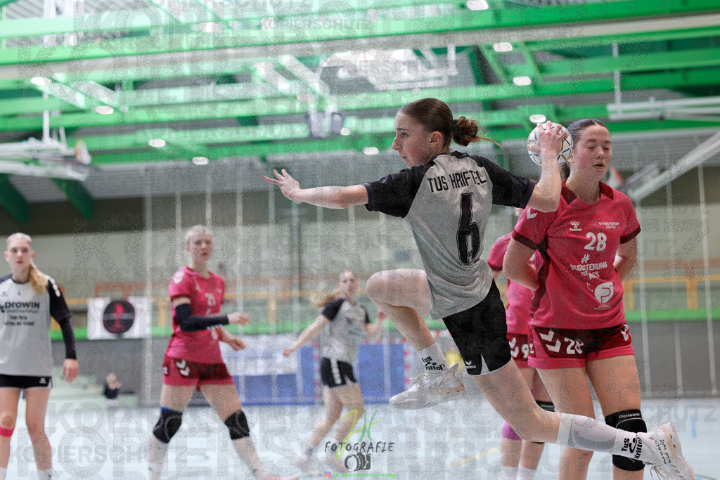 Hessenmeisterschaft wJC - Spiel um Platz 3; TuS Kriftel - SG Schenklengsfeld | Hessenmeisterschaft wJC - Spiel um Platz 3; TuS Kriftel - SG Schenklengsfeld am 22.03.2025 in Biedenkopf (Sporthalle Lahntalschule)Photo © 2025 - Jörg Heinrich - Realisiert mit Pictrs.com
