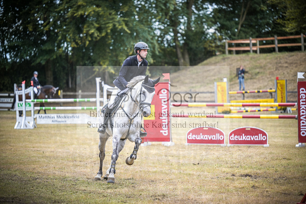 DOS_0616 | Entdecke hochwertige Reitturnierfotos von Foto Oger. Professionell, emotional und authentisch – jetzt Lieblingsmomente im Shop bestellen.Deutschlandweite Turnierfotografie. - Realisiert mit Pictrs.com
