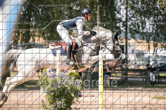 _W6A1122 | ronjaprokoschfotografie - Realisiert mit Pictrs.com