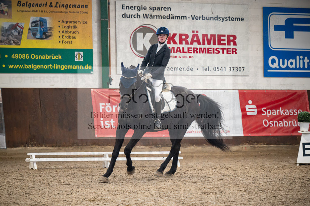 Hallenreittunier Voxtrup 2023 | Entdecke hochwertige Reitturnierfotos von Foto Oger. Professionell, emotional und authentisch – jetzt Lieblingsmomente im Shop bestellen.Deutschlandweite Turnierfotografie. - Realisiert mit Pictrs.com