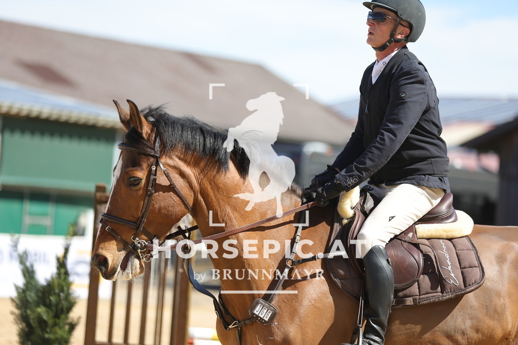 0P6A8100 | Willkommen bei Brunnmayr - Design & Fotografie – Ihrem Spezialisten für Reitturniere und Pferdeveranstaltungen in Oberösterreich, Salzburg und Bayern! Seit über 17 Jahren sind wir leidenschaftlich dabei.