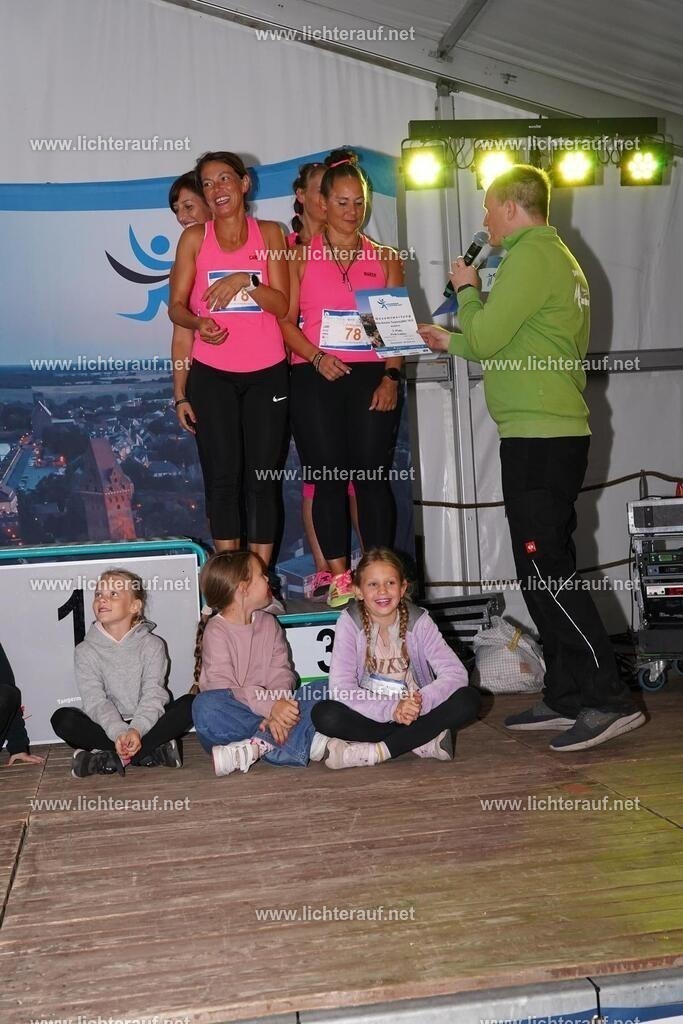 DSC05446 | Lichterlauf  - Realisiert mit Pictrs.com