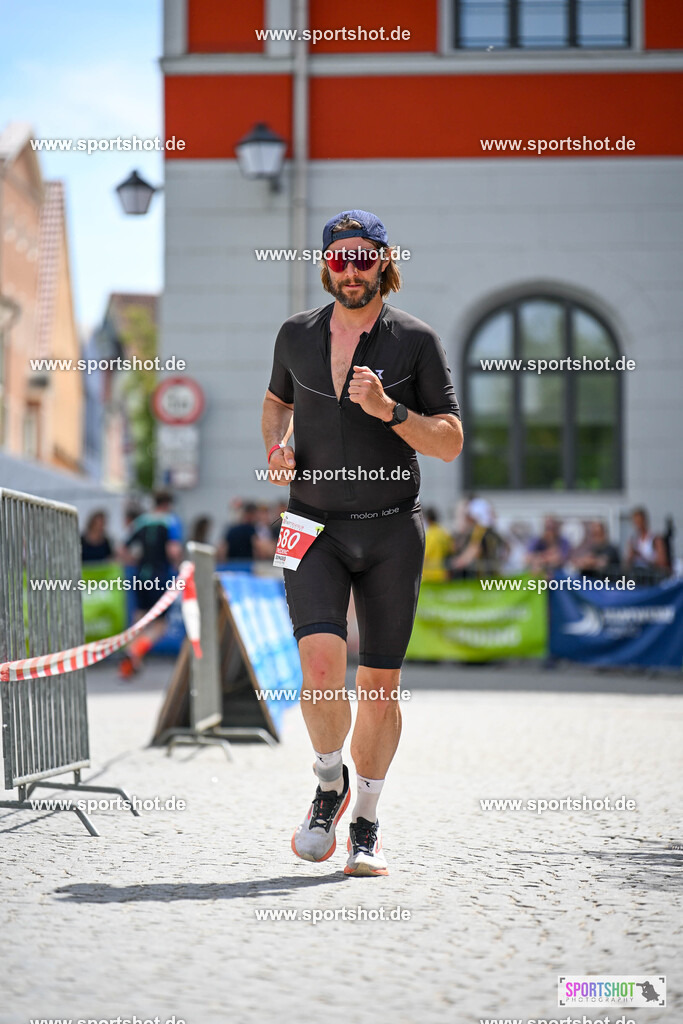 SZI_9170 | Stadttriathlon Erding 2025. #yourpictrs #sportshot_your_pictrs @Sportshotphotography #stadttriathlonerding Copyright: www.sportshot.de