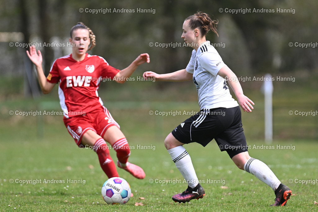 Fußball I Frauen I Saison 2024-25 I Oberliga I FC Jesteburg-Bendestorf - SpVg Aurich Frauen I 13.4.2025 | a-hannig - Realisiert mit Pictrs.com