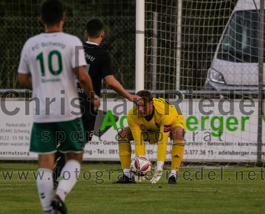 2023-08-18_037_FC_Schwaig_gegen_TSV_Kastl | Oberding, Deutschland, 18.08.2023:
Fußball, Landesliga Südost 2023 / 2024, 7. Spieltag, FC Schwaig gegen TSV Kastl, Endergebnis: 2:2

Torwart Patrick Alramseder (TSV Kastl, #24)

Foto: Christian Riedel / fotografie-riedel.net