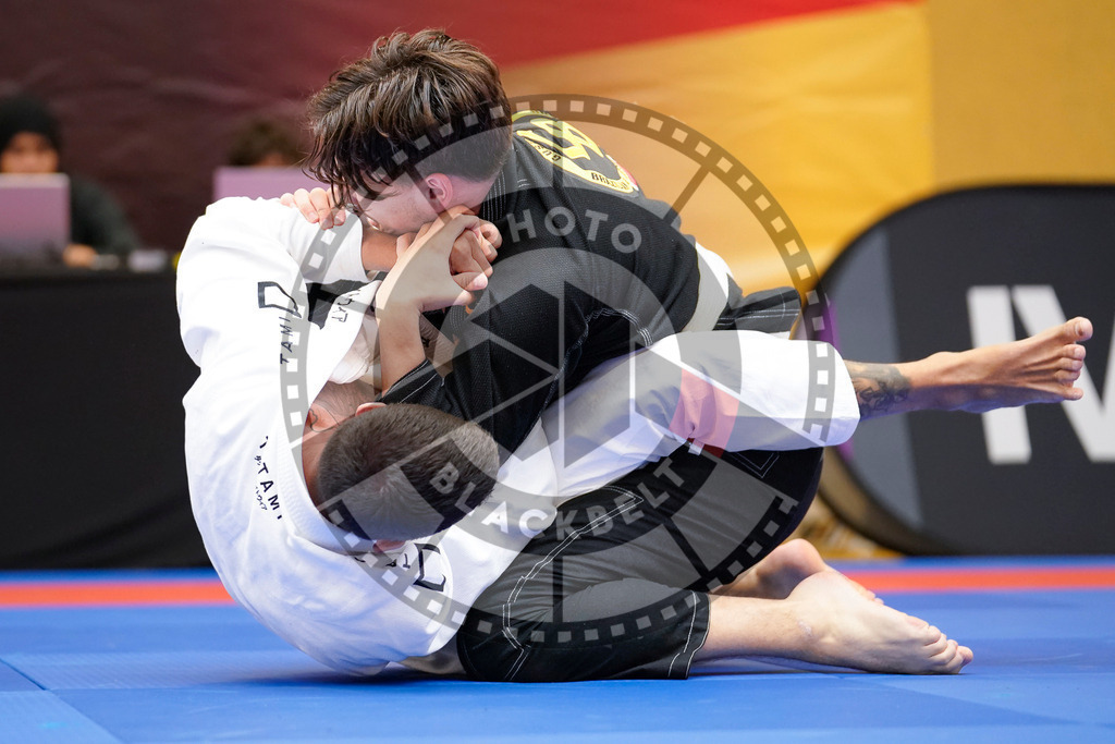 20240203PBB07358 | Fighters compete during the Brazilian Jiu-Jitsu Championship of the AJP Tour in Maintal by Frankfurt am Main, Germany, on February 2, 2024.
