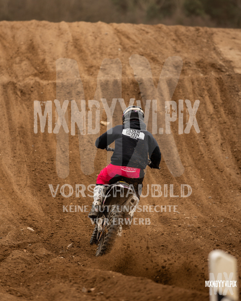 866A1529 | mxndyyvipix