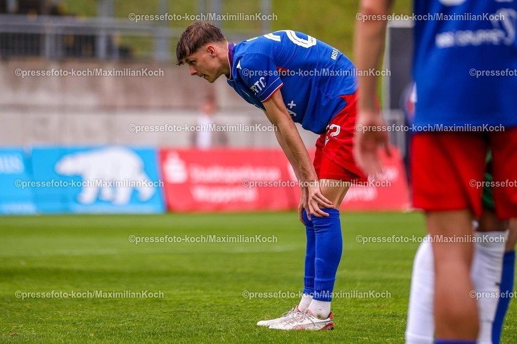 xKWIx02052601091 | 2026.05.02, xkwix, Fußball, Regionalliga West, Wuppertaler SV -  FC Gütersloh, Stadion am Zoo, 32.Spieltag, Saison 2025 / 2026: Marko Stojanovic (Wuppertaler SV #26) enttaeuscht in der Beuge nach Abpfiff DFB regulations prohibit any use of photographs as image sequences and or quasi-video. Photo: xKamilxWilkowskixPressefotoKochx