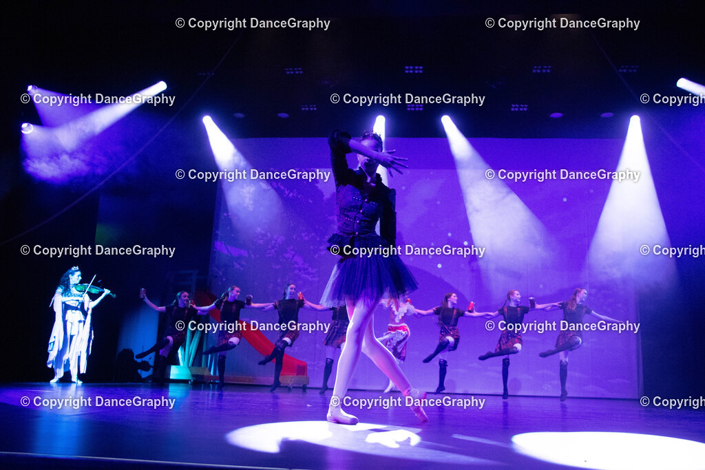 GPHY3136 | DanceGraphy - Realisiert mit Pictrs.com