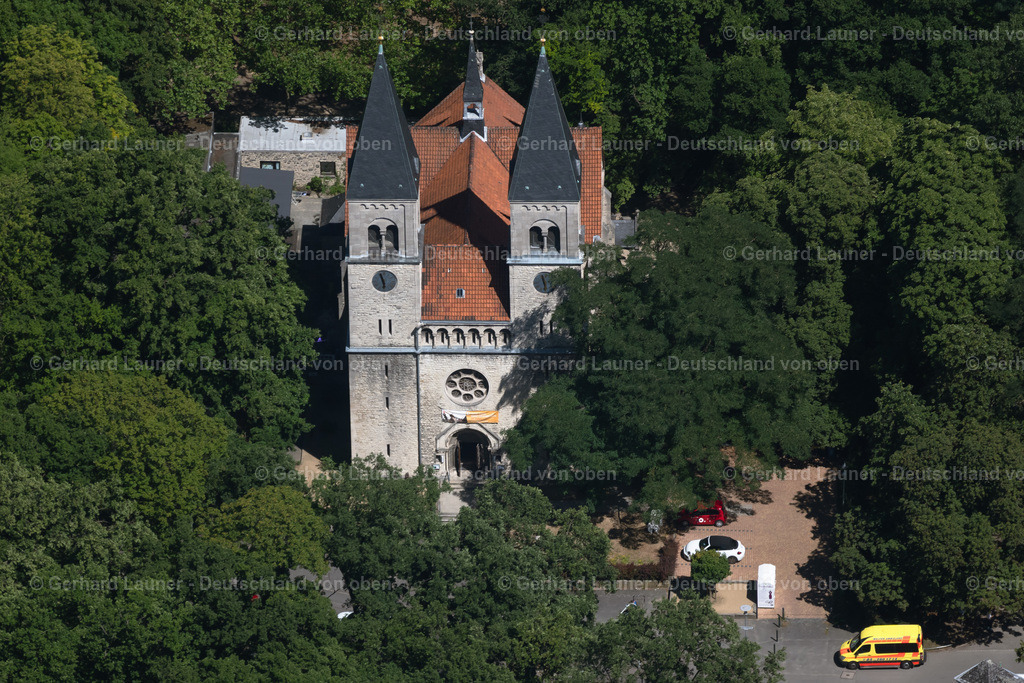 4036201 | BRAUNSCHWEIG 31.07.2020 Kirchengebäude " Jugendkirche Braunschweig " an der Herzogin-Elisabeth-Straße im Ortsteil Östliches Ringgebiet in Braunschweig im Bundesland Niedersachsen, Deutschland. Weiterführende Informationen bei: Ev.-luth. Kirchengemeinde St. Pauli-Matthäus. // Church building " Jugendkirche Braunschweig " on street Herzogin-Elisabeth-Strasse in the district Oestliches Ringgebiet in Brunswick in the state Lower Saxony, Germany. Further information at: Ev.-luth. Kirchengemeinde St. Pauli-Matthaeus. Foto: Gerhard Launer