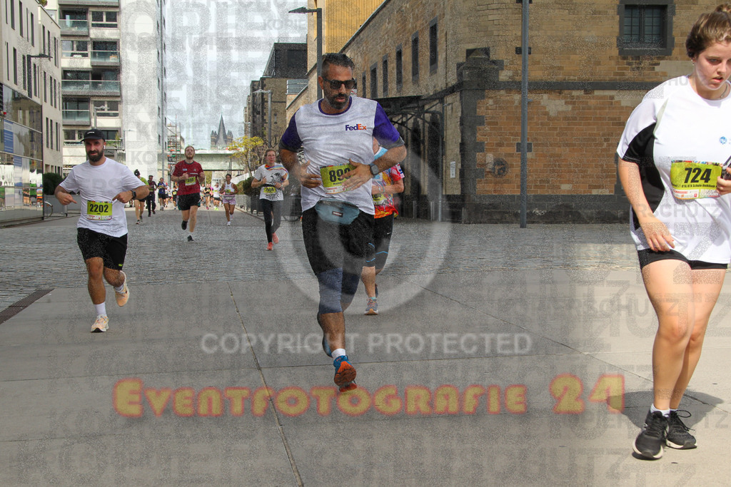 250920_1331_EV4_5887 | Sportfotografie im Rhein-Sieg Kreis, Köln, Bonn, NRW, Rheinland Pfalz, Hessen, etc. Unser Tätigkeitsfeld umfasst den Laufsport vom Volkslauf über den Marathon, Duathlon, Triathon bis zum Ultralauf wie Kölnpfad Ultra oder Schindertrail.