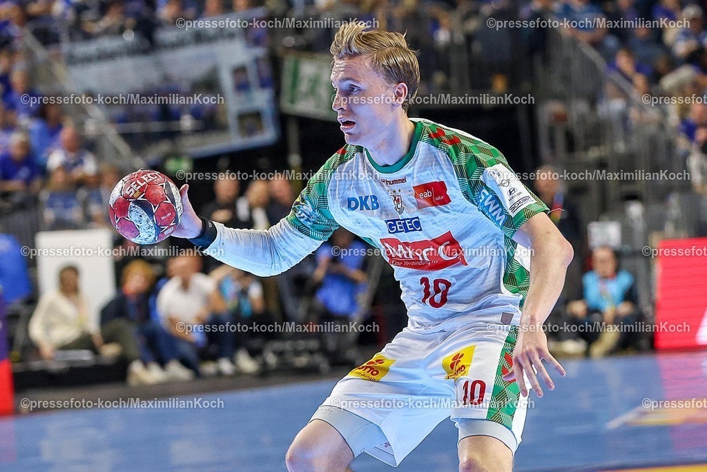 xSSCx18042602016 | 18.04.2026, xsscx, Handball, DHB-Pokal Lidl Final4, Halbfinale, Bergischer HC - SC Magdeburg, Saison 2025 / 2026 Herren, Lanxess Arena, Köln: Gisli Kristjansson (SC Magdeburg #10) Photo: xSandraxScherningxPressefotoKochx
