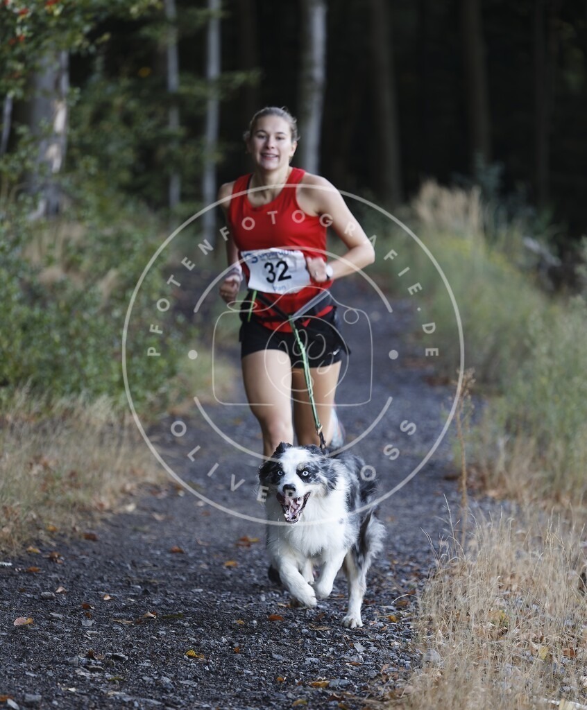 0L8A1572 | Hundefotografie, Tierfotograf, Pfotenfotografie, Fotoshooting Hund, Hunde Portrait, Hundesport, Hundeportraits, Heideshooting, Hunde, Sportfotograf, Hundefotograf, Turnierhundsport, THS,  - Realisiert mit Pictrs.com