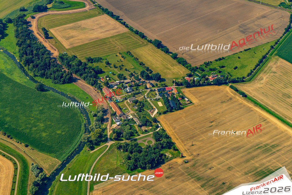 Schöne Luftaufnahme als Geschenk in Vielbaum Aland - Die Luftbildaufnahme wurde 2025 vom UL-Flugzeug heraus erstellt ( keine Drohne ) - Hochauflösende Luftaufnahme -Nicht vergleichbar mit Google Maps oder Satelittenbilder- Die Geschenkidee !Mit Lizenz und Bildrechte bestellbar