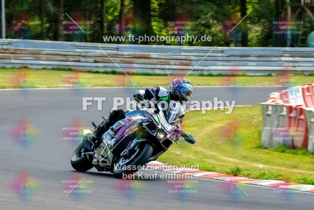 _OTO2367 | Hier findet Ihr Bilder von Touristenfahrten auf der Nürburgring Nordschleife oder von anderen Veranstaltungen die ich besucht habe. Viel Spass beim Durch Schauen 