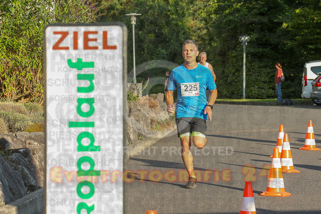 250801_1923_EX1_7806 | Sportfotografie im Rhein-Sieg Kreis, Köln, Bonn, NRW, Rheinland Pfalz, Hessen, etc. Unser Tätigkeitsfeld umfasst den Laufsport vom Volkslauf über den Marathon, Duathlon, Triathon bis zum Ultralauf wie Kölnpfad Ultra oder Schindertrail.