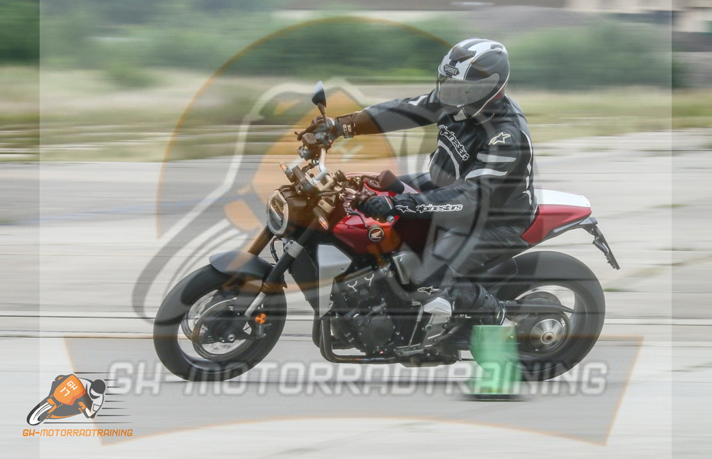 IMG_0441 | gh-motorradtraining-foto.de - Realisiert mit Pictrs.com