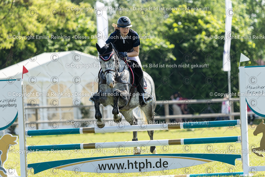 CL5A8228 | Emilia Reinking Fotografie - Realisiert mit Pictrs.com