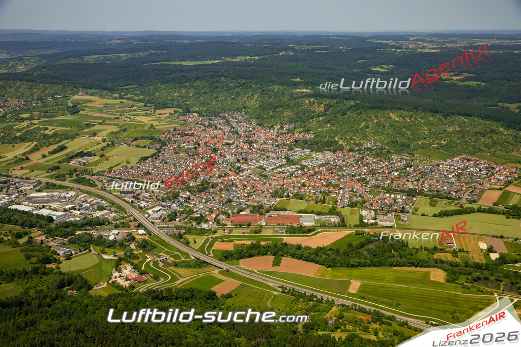 Das Luftbild zeigt Unterurbach Urbach - Die Luftaufnahme wurde 2023 vom UL-Flugzeug aus erstellt ( keine Drohne ) - Hochauflösende Luftaufnahme - Für grossformatige Ausdrucke geeignet. Die Geschenkidee !Mit Lizenz und Bildrechte bestellbar
