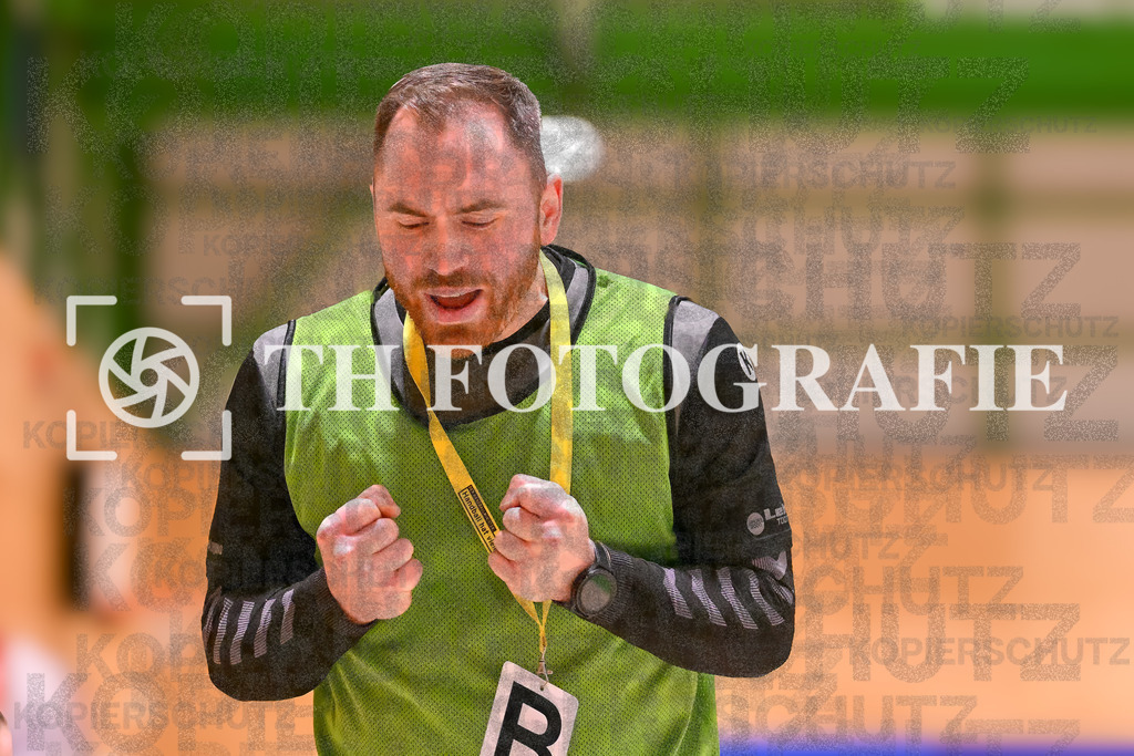 GER, SG Maulburg/Steinen - SG Muggensturm/Kuppenheim, Handball, Suedbadenliga, 17. Spieltag, Saison 2023/2024, 09.03.2024 | André Leuchtmann (SG Maulburg Steinen, Trainer)

GER, SG Maulburg/Steinen - SG Muggensturm/Kuppenheim, Handball, Suedbadenliga, 17. Spieltag, Saison 2023/2024, 09.03.2024

Foto: TH Fotografie/Thomas Hess