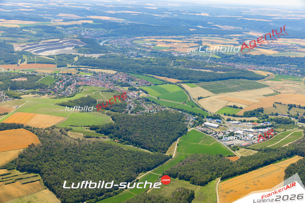 Das Luftbild zeigt :  Erlenbach bei Marktheidenfeld - Die Luftaufnahme wurde 2023 vom UL-Flugzeug aus erstellt ( keine Drohne ) - Hochauflösende Luftaufnahme - Für grossformatige Ausdrucke geeignet. Die Geschenkidee !Mit Lizenz und Bildrechte bestellbar