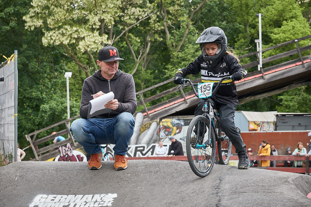 2505Mo.5-48 PM 24 | German Pumptrack Series - Realisiert mit Pictrs.com