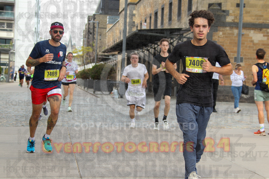 250920_1325_EV4_5491 | Sportfotografie im Rhein-Sieg Kreis, Köln, Bonn, NRW, Rheinland Pfalz, Hessen, etc. Unser Tätigkeitsfeld umfasst den Laufsport vom Volkslauf über den Marathon, Duathlon, Triathon bis zum Ultralauf wie Kölnpfad Ultra oder Schindertrail.