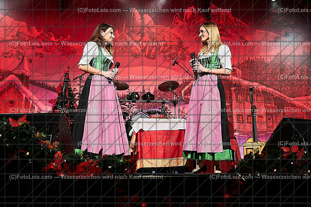 ALP0625_STAR-WEIHNACHT_NV-Forum_Sigrid-Marina | (C)FotoLois.com, Alois Spandl, Volkstümliche STAR-WEIHNACHT MIT Sigrid & Marina, NOCKIS, Andy Borg und Die Edlseer im NV-Forum Wieselburg, So 18. Dez. Dezember 2022.