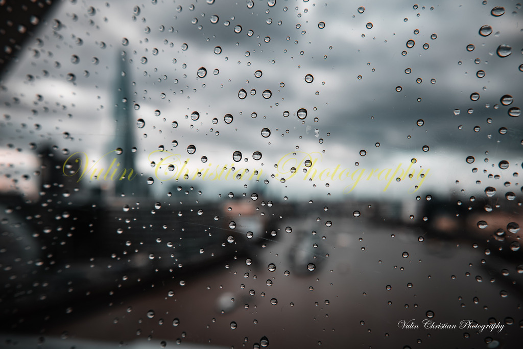 Tropfen 3 | Christian Vulin  - Realisiert mit Pictrs.com