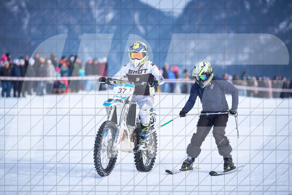 11. Holzknecht Skijöring | Skijöring am 24.01.2026: 11. Holzknecht Skijöring in Gosau am Dachstein, Oberösterreich, ÖsterreichFoto: © 2026 Martin Bihounek | mb-creative.eu