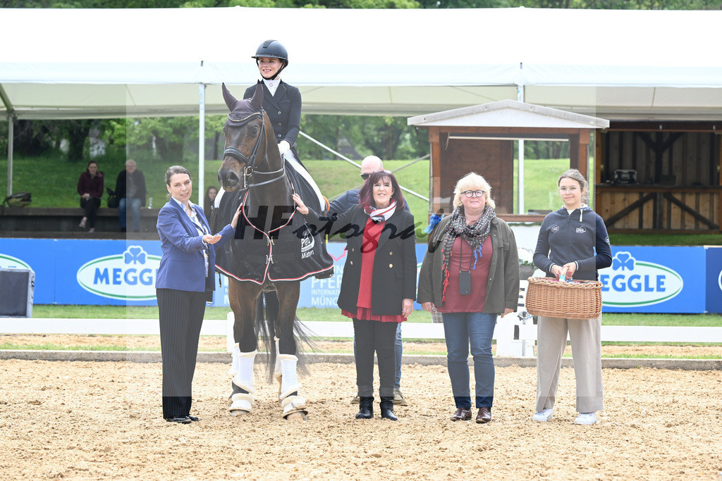 Ritzinger_Just Perfect_12240197 | hf-fotografie - Realisiert mit Pictrs.com