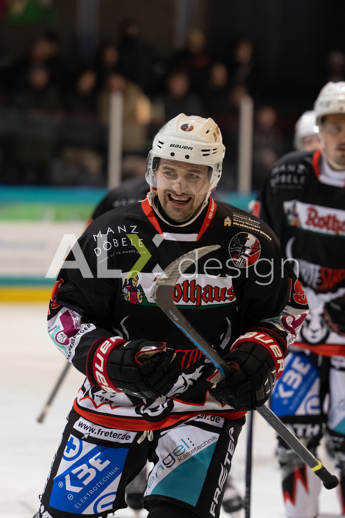 Eishockey I Herren I Saison 2025-2026 I Regio League | 3. Liga Regular Season Gr. 1 ZS | Men I 17. Spieltag I EHC Herrischried - HC Wohlen Freiamt I 01.02.2026 | Hochwertige Sportfotos kaufen & lizenzieren für Medien, Vereine, Agenturen & Sportler:innen. Entdecke professionelle Sportfotografie im Bildshop von Alexander Franzen. - Realisiert mit Pictrs.com