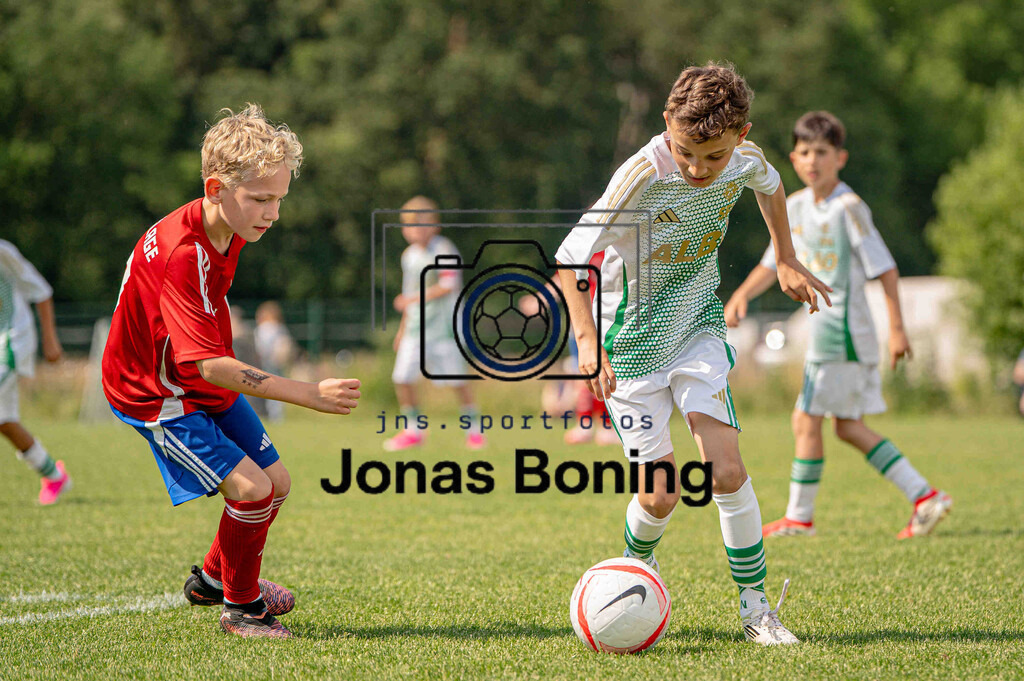 Fußball I E-Junioren I Saison 2025-2026 I OM-Cup Lüsche I Samstag  I 22968 | jns.sportfotos - Realisiert mit Pictrs.com