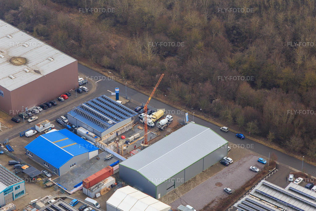 Luftbild: Gewerbepark W mit Bosch Car-Service Hey und AUTOGLAS SPEZIALIST Herxheim in Herxheim bei Landau im Bundesland Rheinland-Pfalz in Deutschland. Foto: IMG_096561.jpg vom 02.02.2017 durch Werner Riehm/FLY-FOTO.deWWW.BOSCHCARSERVICE.COM