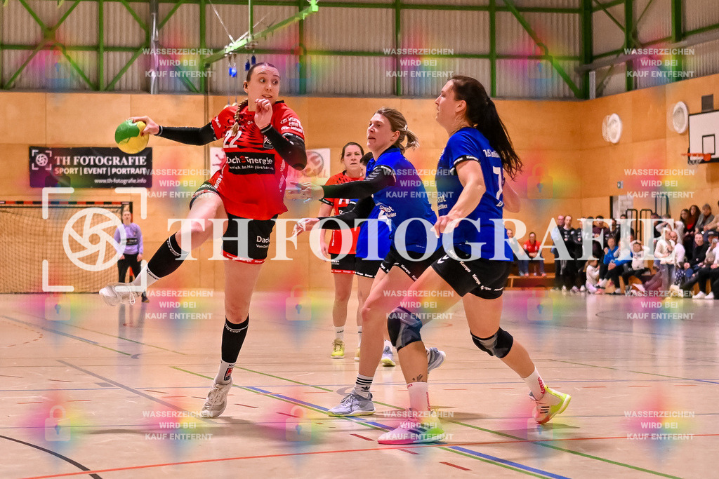 GER, SG Maulburg/Steinen - TuS Helmlingen, Handball, Suedbadenliga, 14. Spieltag, Saison 2023/2024, 17.02.2024 | Maike Hartmann (SG Maulburg/Steinen, #22) setzt an zum Wurf. 

GER, SG Maulburg/Steinen - TuS Helmlingen, Handball, Suedbadenliga, 14. Spieltag, Saison 2023/2024, 17.02.2024

Foto: TH Fotografie/Thomas Hess