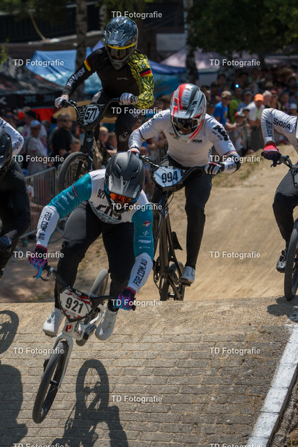 DM_BMX_Race_2025-05630 | Fotogalerie von Thomas Dettweiler mit Eventbildern und lizenzfreien Fotos. Perfekt als Wandbild, für Büro, Website oder private Nutzung. - Realisiert mit Pictrs.com