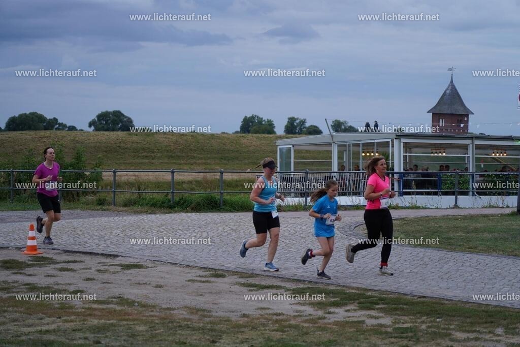 DSC05314 | Lichterlauf  - Realisiert mit Pictrs.com