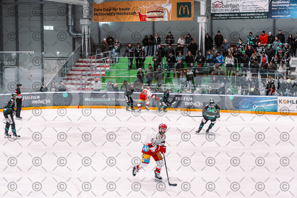 Alligators_vs_Deggendorf_30_11_2025-041 | Höchstadt Alligators Fotogalerie: Eishockey-Action aus Franken. Professionelle Spielfotos, Portraits & Stadionbilder zum Download. Jetzt entdecken! - Realisiert mit Pictrs.com